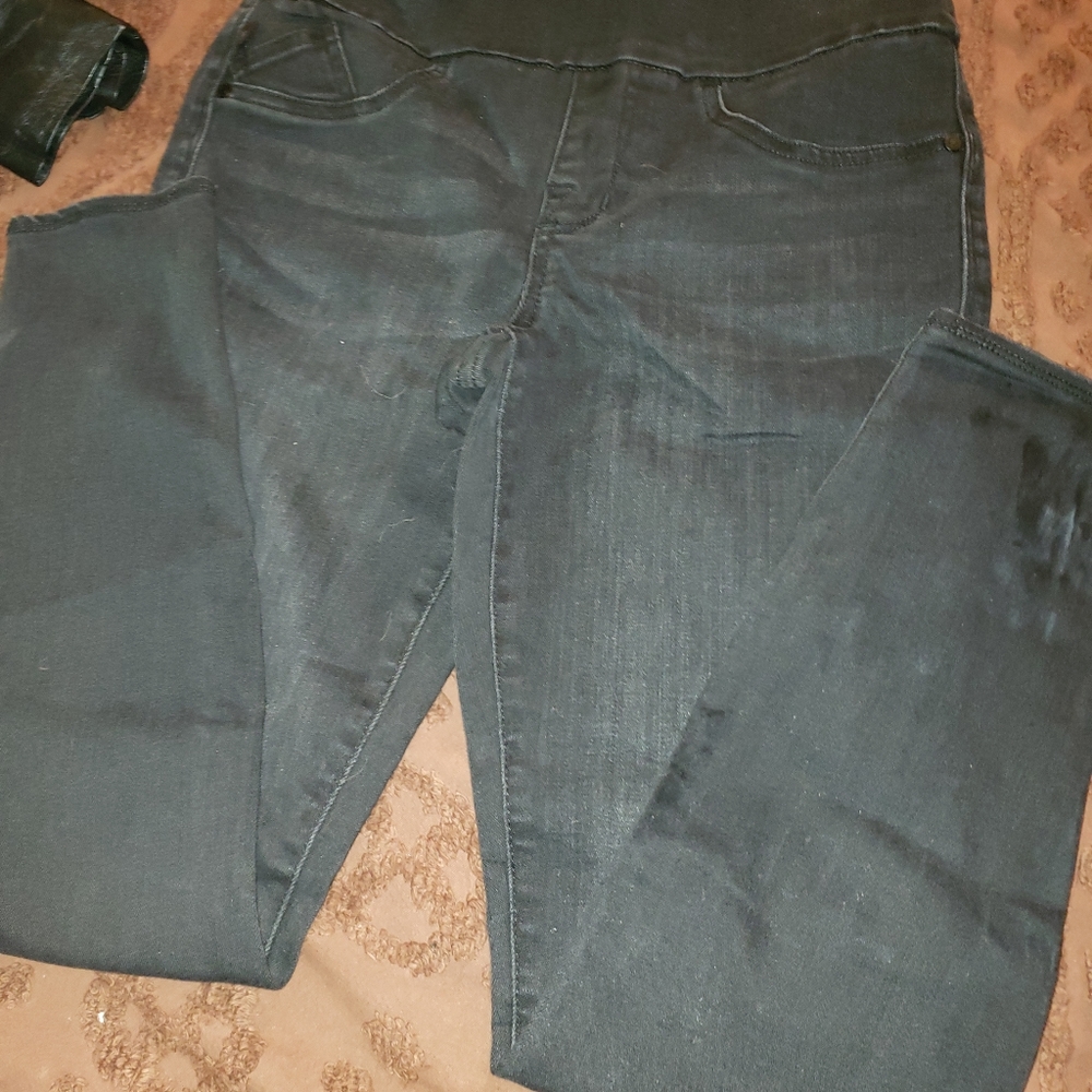 Black Jeans